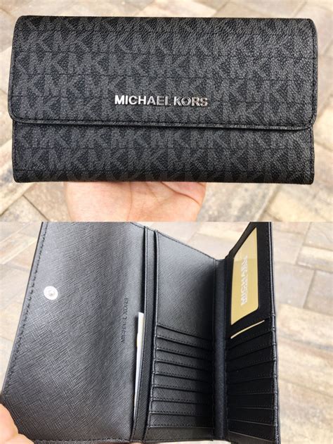 men michael kors wallet|michael kors trifold wallet men's.